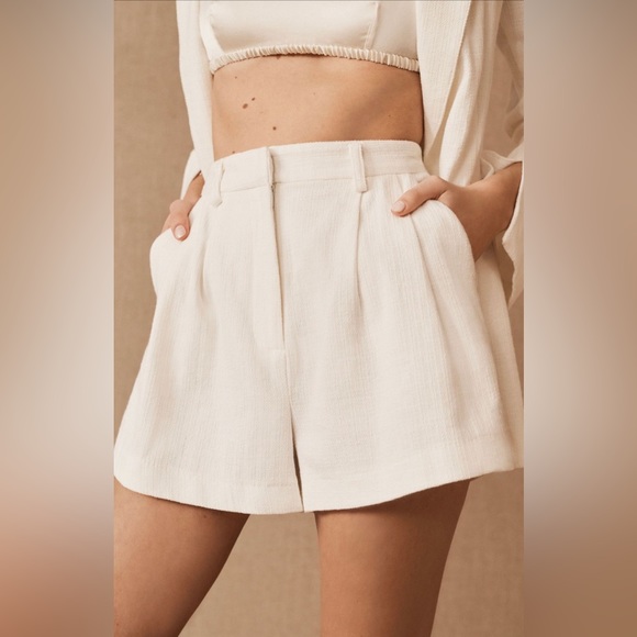 Bec & Bridge Pants - BEC + BRIDGE Billie Short in ivory size 4 - NEVER BEEN WORN
